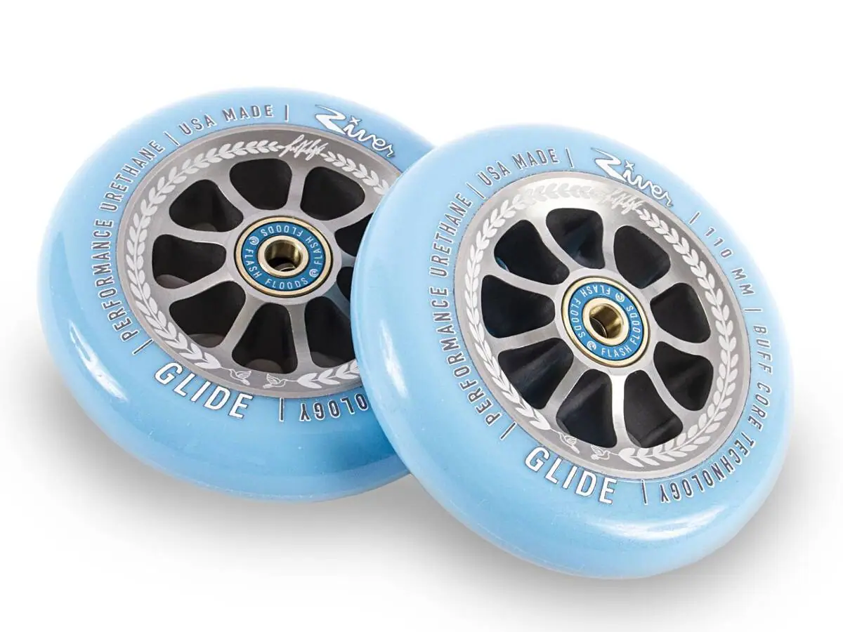 River Glide Juzzy Carter kolečka na freestyle koloběžku set 2ks 110mm Serenity